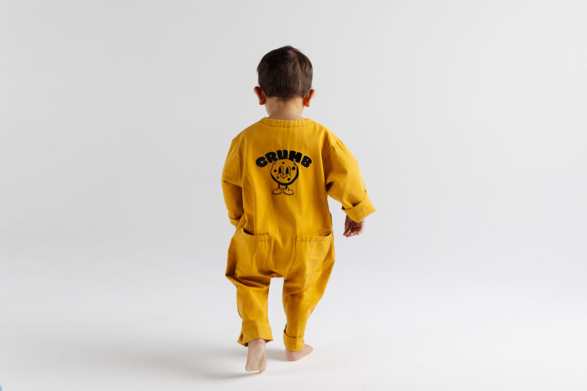 Two low back pockets on the Honeycomb kids overall