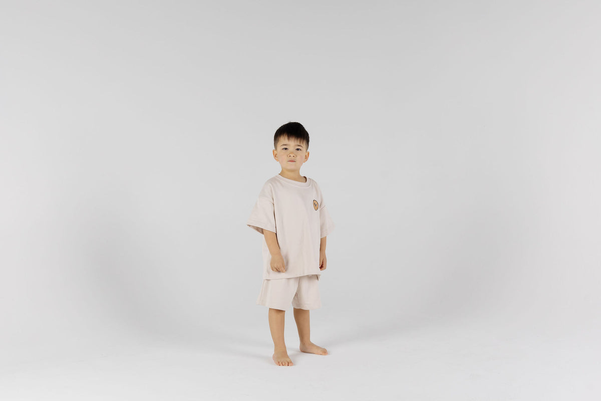Child wearing The Drop Sleeve Set - Milk